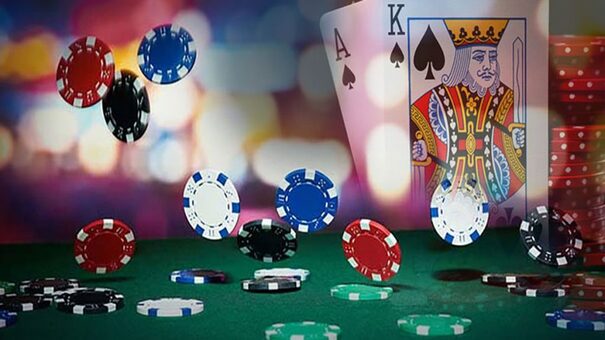 Ang Blackjack ay isang pangunahing laro ng card na nilalaro sa mga casino sa buong mundo.