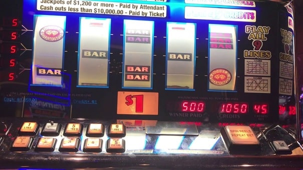 Ang mga slot machine sa online na Lucky Cola site na inirerekomenda ng mga manlalarong Pilipino ngayon ay may malaking utang sa mga klasikong slot machine.