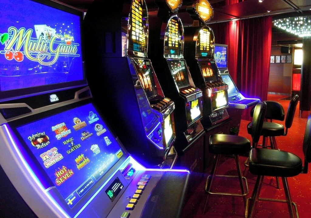 lucky cola slot machine 
Maaaring magtaka ang ilang tao kung paano mahahanap ang porsyento ng payout sa mga slot machine.