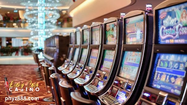 Sa karamihan ng mga kaso, ang mga bisita sa mga website ng pagsusugal ay pipili ng mga online na slot machine.