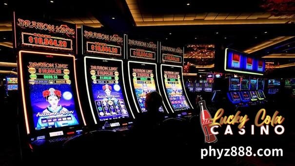 Ibinubukod ng mga slot machine ang kanilang sarili sa lahat ng iba pang laro sa pagsusugal na inaalok ng casino - brick-and-mortar o online