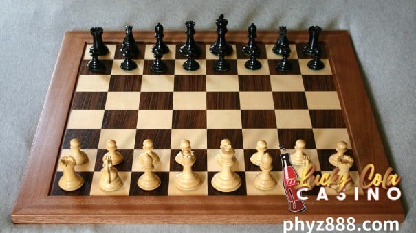 Ang chess ay isang laro ng diskarte na nakasalalay sa mga kasanayan at talino ng mga manlalaro nito.